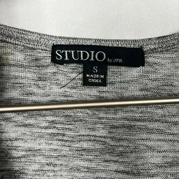 Studio Womens Top Metallic Silver S Long Sleeves Deep Cuff Center Ruching Dressy - Picture 2 of 13